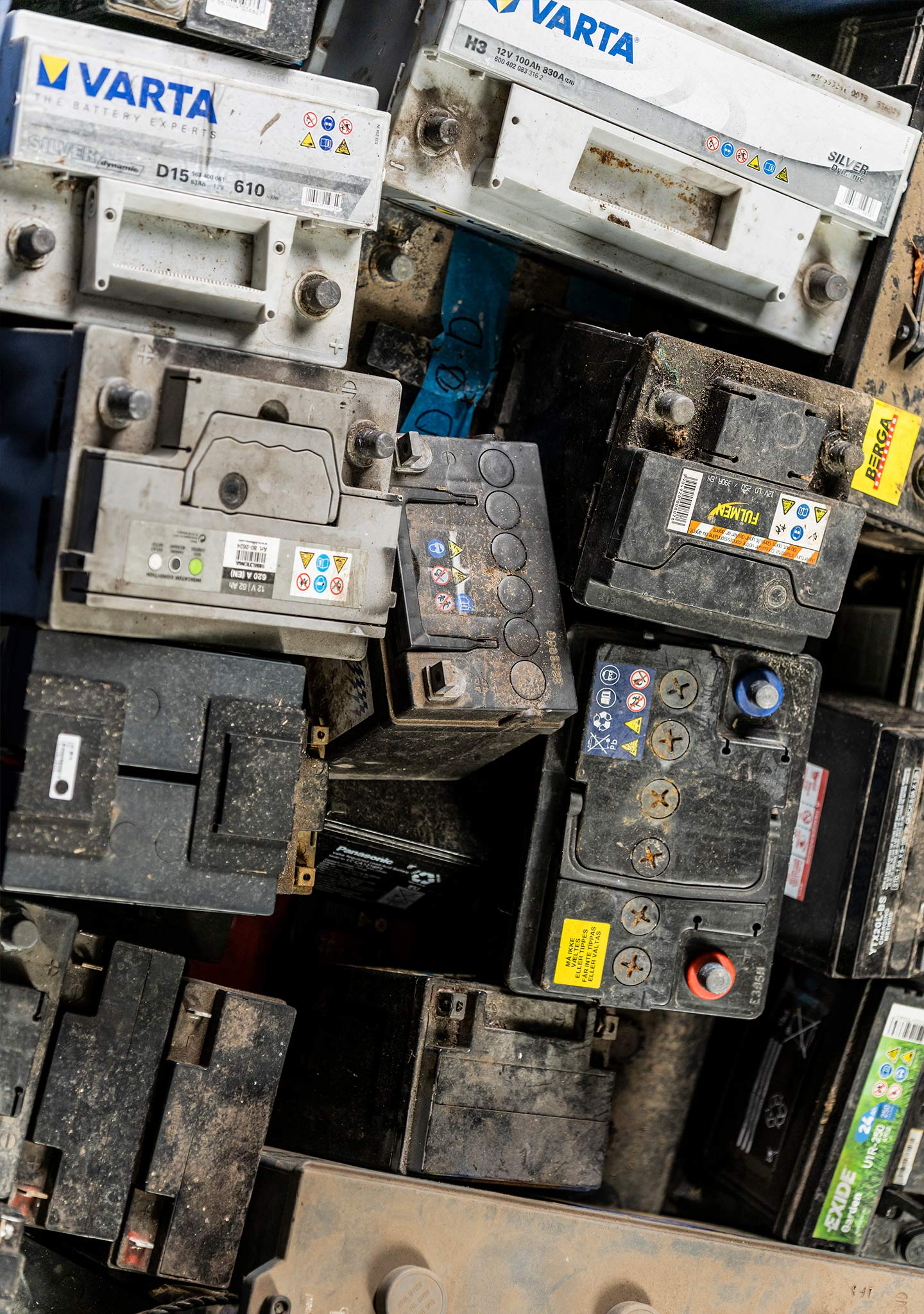 Lead-Batteries-and-Truck-Batteries Lead-Batteries-and-Truck-Batteries